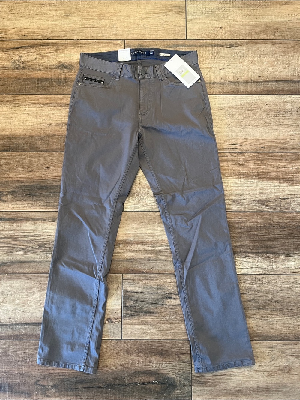 Calvin Klein Jeans Slim Straight Jeans in Charcoal
